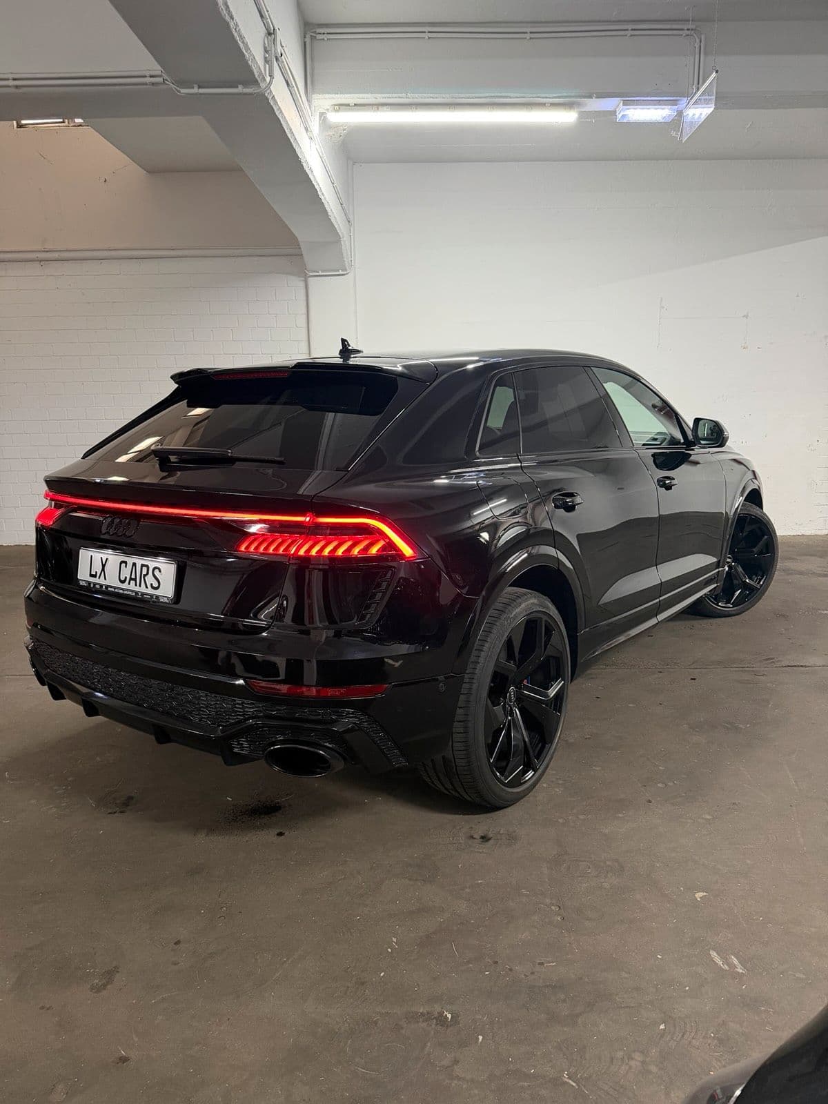 Audi RS Q8 quattro – Foto 4