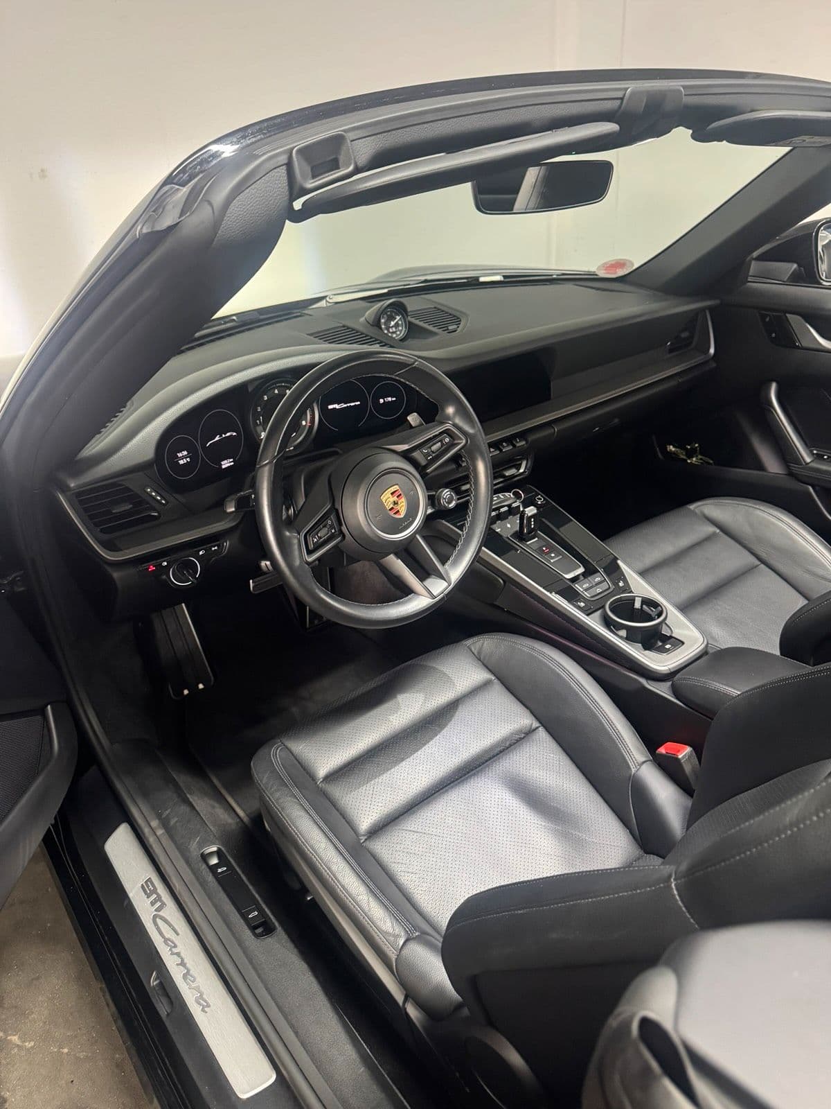 Porsche 911 Carrera Cabrio (992) – Foto 5